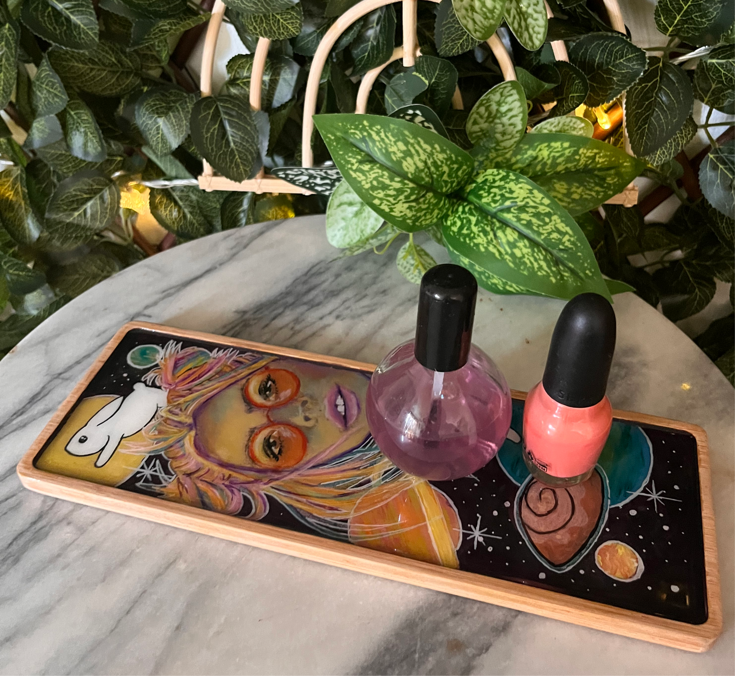 Space Buns Tray